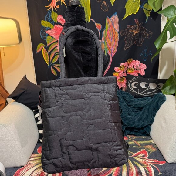 Woolrich x Target Quilted Sheep Tote Bag, Black - Picture 8 of 15
